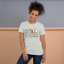 Unisex t-shirt - We CrossFit fur funsies!
