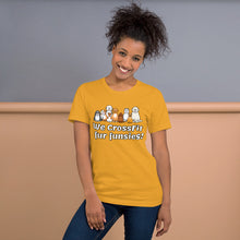 Unisex t-shirt - We CrossFit fur funsies!